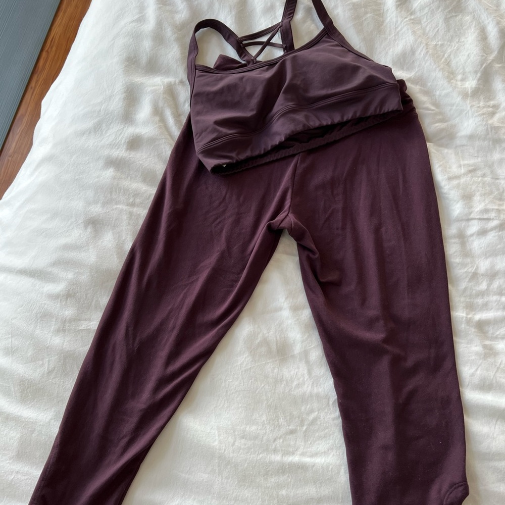 Balance collection yoga set.